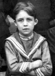 È il 19 novembre 1957 quando Albert Camus scrive una straordinaria lettera  al suo maestro elementare, Louis Germain. Camus ha da poco vinto il Premio  Nobel per la Letteratura e sente il