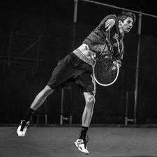 Jonathan Sievers (@sieversfever)