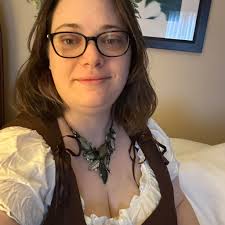 What features should a dating app for neurodivergent individuals have?