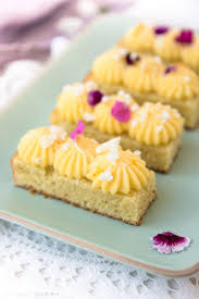 Sticks Base Biscuit Madeleine Et Curd Au Citron Yuzu Recette Dessert Gourmand Dessert Ete Recette Petit Gateau