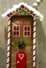 We may earn commission on some of the items you choose to buy. Christmas Door Decorating Ideas Weihnachtsbasteln Basteln Weihnachten Weihnachten Dekoration