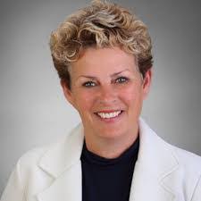 Hattie Deleon's Instagram, Twitter & Facebook