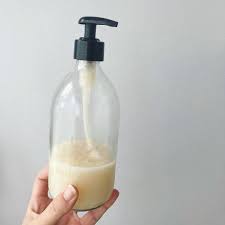 Banana Pancakes On Instagram L Histoire Du Savon Liquide Pour Les Mains J Ai Jamais Compris Pourquoi Les Savon Liquide Pour Les Mains Lave Main Savon