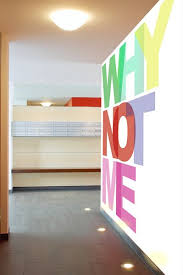 La decoración de los pasillos… esas áreas conectoras de ambientes tan indispensables y a la vez tantas veces ignoradas. Ideas Para Decorar Pasillos Modernos