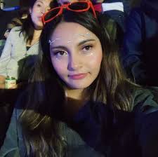 Romina besa a Iñaki y trata de aprovecharse de que piensa que Paloma no lo  ama, pero él no caerá en su juego 😦 #EnNombreDelAmor, lunes a viernes a  las 10:45 a.m.