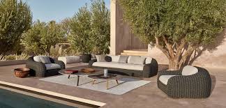From a simple, folding beach chair introduced in 1966, kettal has become one of the world's leading outdoor furniture makers. Top Luxury Outdoor Furniture Brands Hommes Studio
