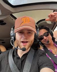 Simon Britton (@simonbritton) • Instagram photos and videos