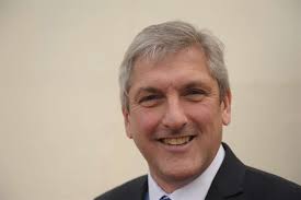 Former NHS manager claims Chatham off licence won't cause harm