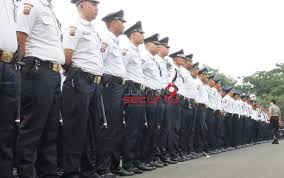 Total assets as of q3 2012 were idr 588.4 trillion (around us$59.8 billion). Mengenal Seragam Satpam Pakaian Dinas Harian Pdh Jurnal Security