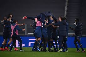 Can the partenopei edge this huge top four clash. Tiro Libre Letal Deja A Juventus Fuera De La Champions League En Manos Del Porto Futbol Deportes El Universo