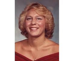 Robin Vineyard's Instagram, Twitter & Facebook