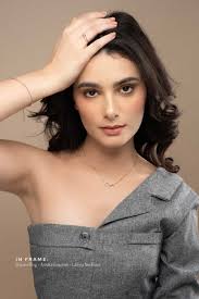 Shivani Ring (925 Sterling Silver with 18K Gold Plating)