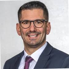 Laila Lang auf LinkedIn: #innovationsteam #innovation #jubiläum  #dankbarkeit #teamwork