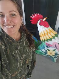 I couldn't find a chicken ornament that I like, so I made one!!