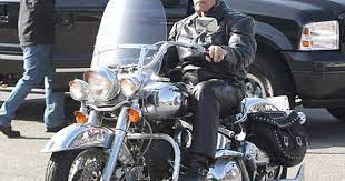 Terminator Vs Top Gun Arnold Schwarzenegger And Tom Cruise Take Their Motorbikes For A Spin Governor