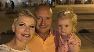 Sie hat eine besondere sehen sie im video: Schwangere Melanie Muller Geniesst Wellness Tag Mit Mia Rose Promiflash De