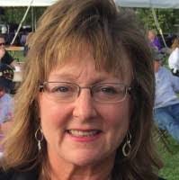 Lori Stockman's Instagram, Twitter & Facebook