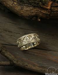 Fleur De Lis Vintage Style Wedding Band Silver Filigree Etsy Filigree Wedding Band Costume Jewelry Rings Valentines Jewelry