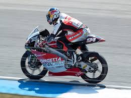 Fortunately folger remained conscious, despite the initial moments of fear in seeing him lying on the ground. Jonas Folger Vikipedio