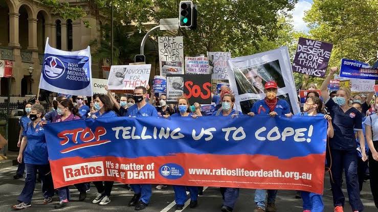 Nurses in Australia protest against shortage of staff and better pay scale
