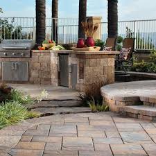 This command block program is available in the following versions of minecraft Retaining Wall Blocks Landscape Patio Stone Retaining Walls Pavers