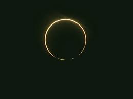 ग्रहण दो तरह के होते हैं: Surya Grahan 2020 Images Surya Grahan Completed See Solar Eclipse Surya Grahan Photos And Watch Videos Online