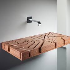 Le Lavabo En Bois En Hommage A Londres Lavabo Salle De Bain Lavabo Design Lavabos