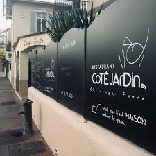 Guest house is located in 200 m from the centre. Cote Jardin Un Bon Restaurant A Cannes Laetiboop Fr