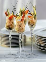 Verrines Aux Crevettes Et Langouste Recette Chic Et Facile Verrines Crevettes Verrine De Langouste Recettes De Cuisine