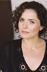 Looking for Mr. Right (TV Movie 2014)