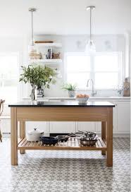 Becki Owens Design Trend 2018 Patterned Tile Cuisine Salle A Manger Maison Design Decoration Maison