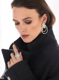 Lana de rey: el tweed inspira la nueva colección de alta joyería de Chanel 