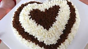 Mi è sempre dispiaciuto sentire frasi tipo: Torta Di San Valentino Panna E Cioccolato La Ricetta