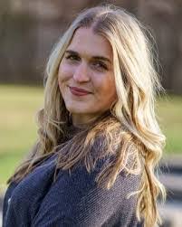 Bethany Castleberry's Instagram, Twitter & Facebook