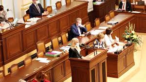 Oficiální účet poslanecké sněmovny parlamentu čr. Snemovna Schvalila Pobyt Vojenskych Zdravotniku Eu A Nato V Cesku Poslanci Spd Byli Proti Euractiv Cz
