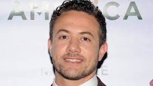 Inside Ten Pound Poms star Warren Brown's love life