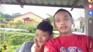 Download gambar pemandangan untuk wallpaper. Muatnaik Gambar Swafoto Ke Akaun Facebook Pemilik Telefon Pintar Yang Dicuri Remaja Ini Tidak Tahu Sebenar Mereka Tersilap Langkah Berita Steady