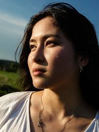 Descent X Kids of Immigrants: WHY? This project means a lot to me- not just  the final photographs or the video we shot, but getting together a group of  people with roots