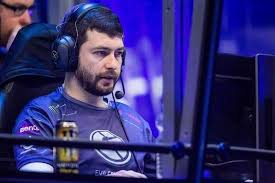 When his family moved from pakistan to rosemont. Super Rich Gamers In The World 2021 And Their Net Worths Webbspy