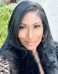 Trisha Grant's Instagram, Twitter & Facebook