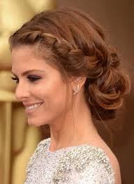 To create this hairstyle, move the hair to the side. 103 Messy Bun Hairstyles
