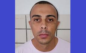 Precisamos um do outro para atravessar essa tempestade. Homem Com Dois Mandados De Prisao Em Mg E Preso Pela Caema Em Esconderijo De Criminosos Em Teixeira Liberdade News