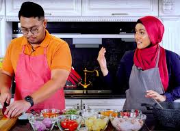 Di dalam kitab zaad al ma'ad karya ibnu qayyim al jauziyyah rahimahullah banyak sekali disebut gaya makan nabi muhammad. Amalkan Gaya Hidup Sihat Masterchef Beri Tips Untuk Anda Masak Makanan Iftar Yang Berkhasiat