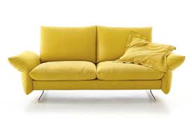 Das sofa mit schlaffunktion hat sich für kleine räume oder auch für multifunktionsräume als sehr praktisch erwiesen. Kleine Couch