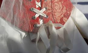Maybe you would like to learn more about one of these? Ladies In Red Hingucker Oder No Go Regionalhochzeit De