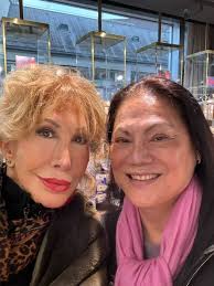With very old friend of my Kim nice souvenir in Zurich 🇨🇭🌹💥