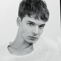 70+ Profile mit dem Suchbegriff „Giaccone“