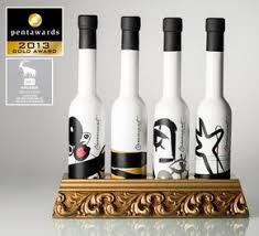 Diseno De Producto Claramunt Collection Aceite De Oliva Virgen Extra Icstudio Isabel Cabello Studio Dis Olive Oil Bottles Olive Oil Packaging Oil Bottle