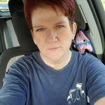 Christine Loggins's Instagram, Twitter & Facebook