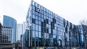 Die deutsche bank ag ist der größte bankenkonzern in deutschland und zählt weltweit zu den führenden finanzdienstleistern. Deutsche Bank Tikehau Will Bis Zu 4 Prozent Dws Aktien Kaufen